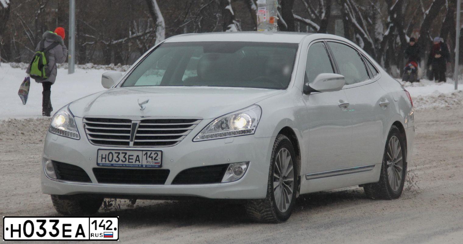 Фото автомобиля HYUNDAI EQUUS, 2013 — госномер Н033ЕА142. Цвет: Белый