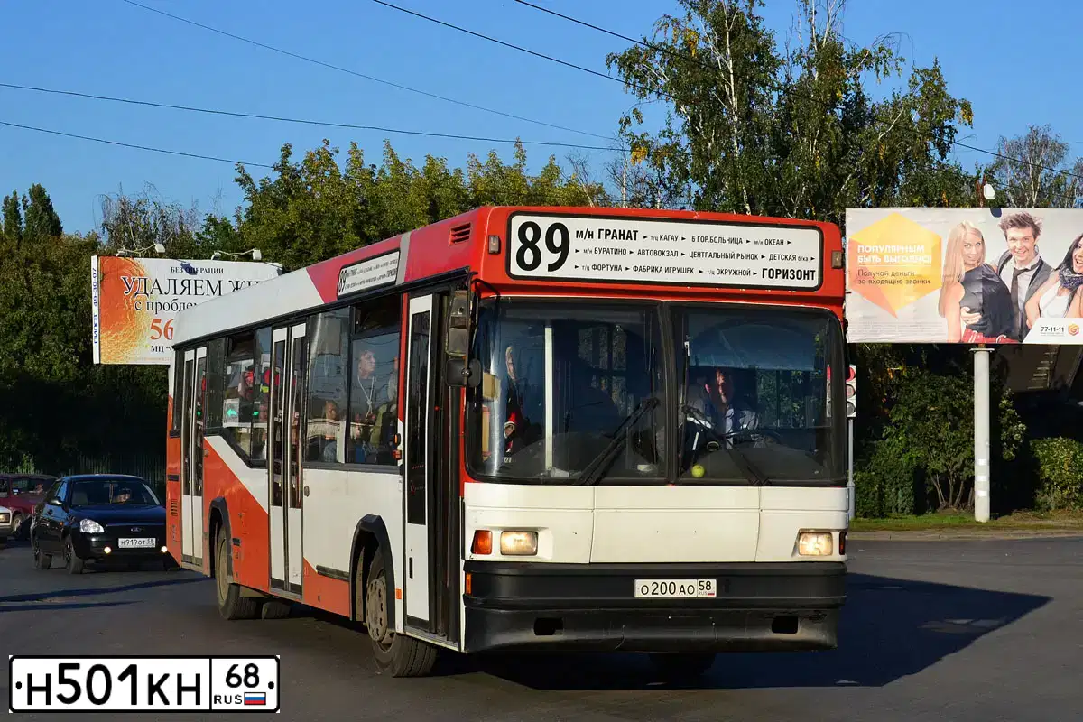 Фото автомобиля MAZ 104, 2003 — госномер Н501КН68. Цвет: Бело-красный