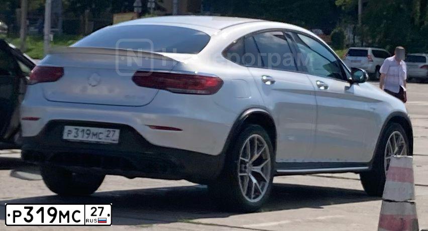 Фото автомобиля MERCEDES GLC-KLASSE, 2020 — госномер В048УН09. Цвет: СЕРЕБРИСТЫЙ