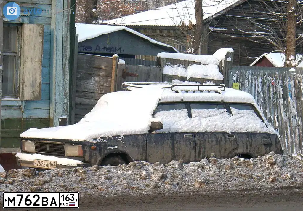 Фото автомобиля LADA 2104, 1992 — госномер М762ВА163. Цвет: ТЕМНО-СИНИЙ