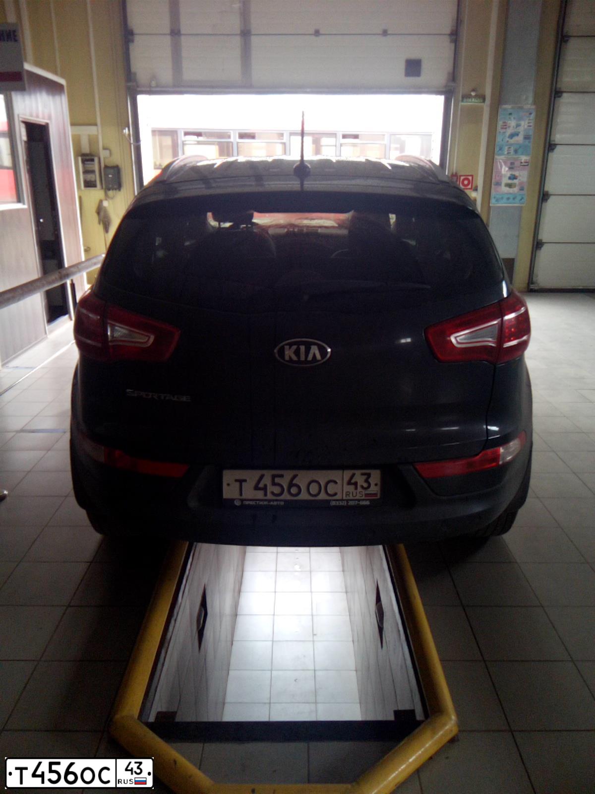 Фото автомобиля KIA SPORTAGE, 2013 — госномер Т456ОС43. Цвет: ЧЕРНЫЙ ПЕРЛАМУТР