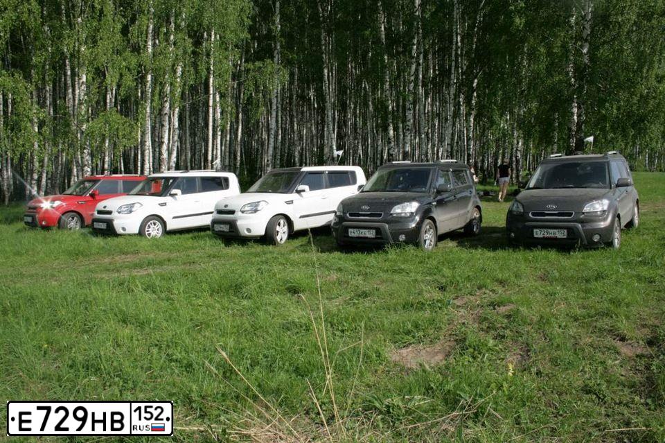Фото автомобиля KIA SOUL, 2011 — госномер А228АМ252. Цвет: Коричневый