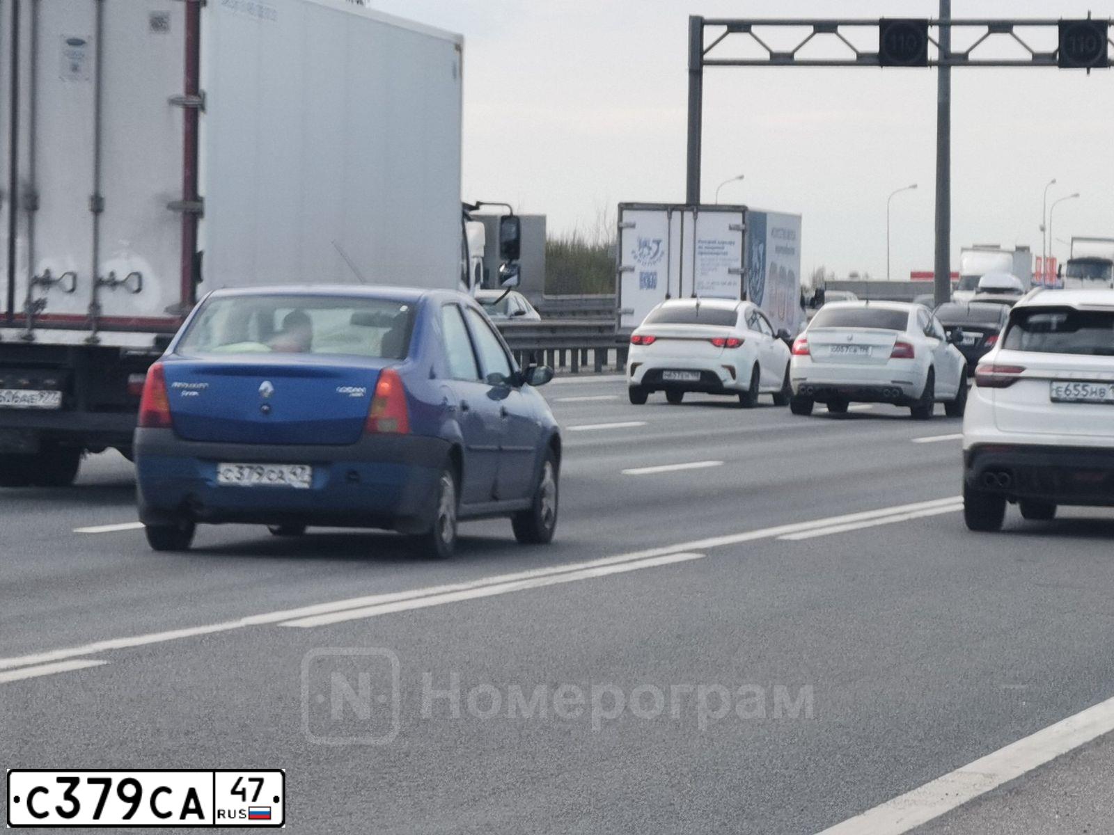 Фото автомобиля RENAULT LOGAN, 2007 — госномер С379СА47. Цвет: СИНИЙ МЕТАЛЛИК