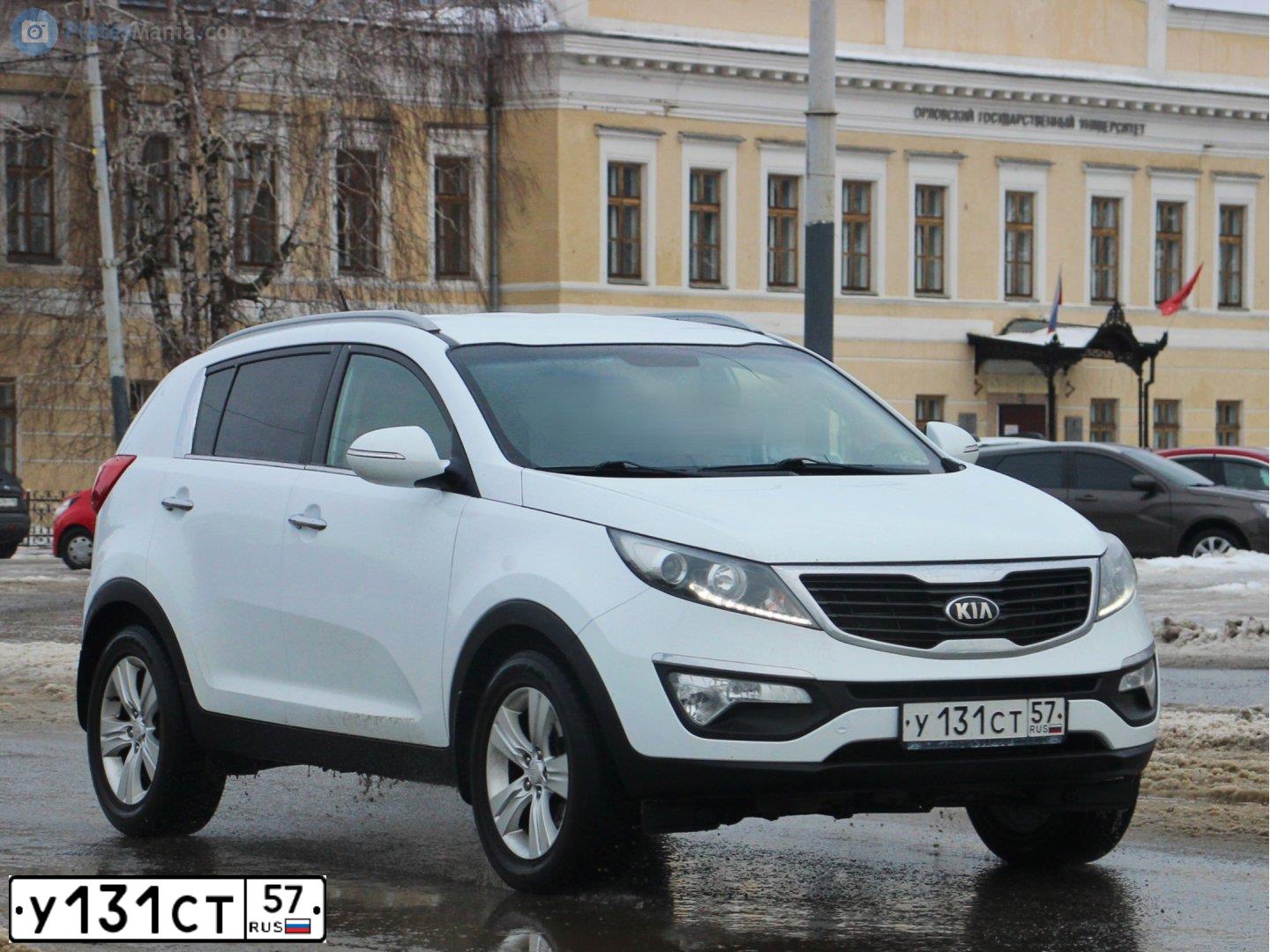 Фото автомобиля KIA SLS (SPORTAGE,SL,SLS), 2012 — госномер В930АК250. Цвет: Белый