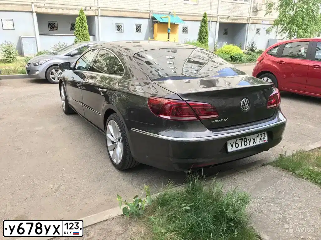 Фото автомобиля VOLKSWAGEN PASSAT CC, 2012 — госномер У389ЕЕ181. Цвет: Коричневый