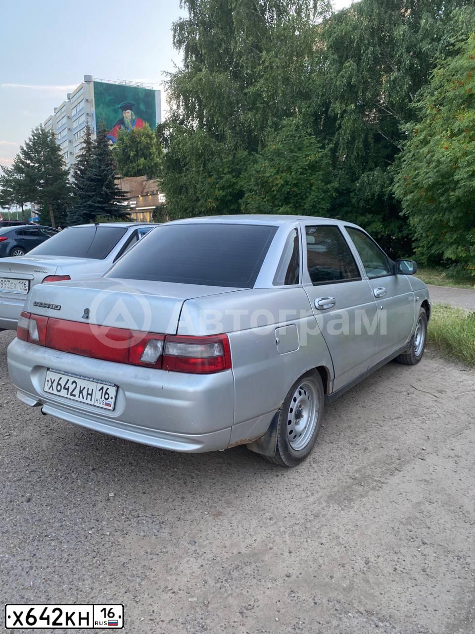 Фото автомобиля LADA 2110, 2006 — госномер Х642КН116. Цвет: СВЕТЛО-СЕРЕБРИСТЫЙ МЕТАЛЛ