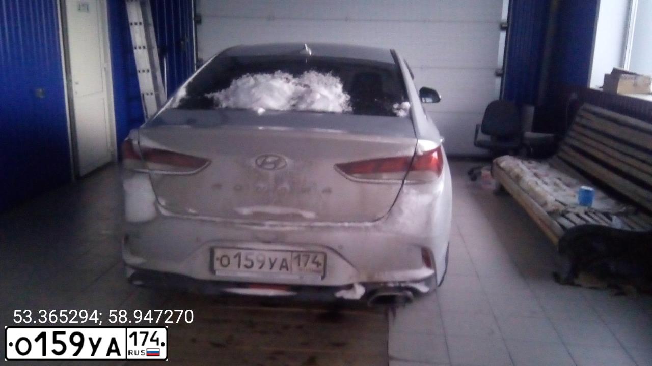 Фото автомобиля HYUNDAI SONATA, 2018 — госномер О159УА174. Цвет: СЕРЕБРИСТЫЙ