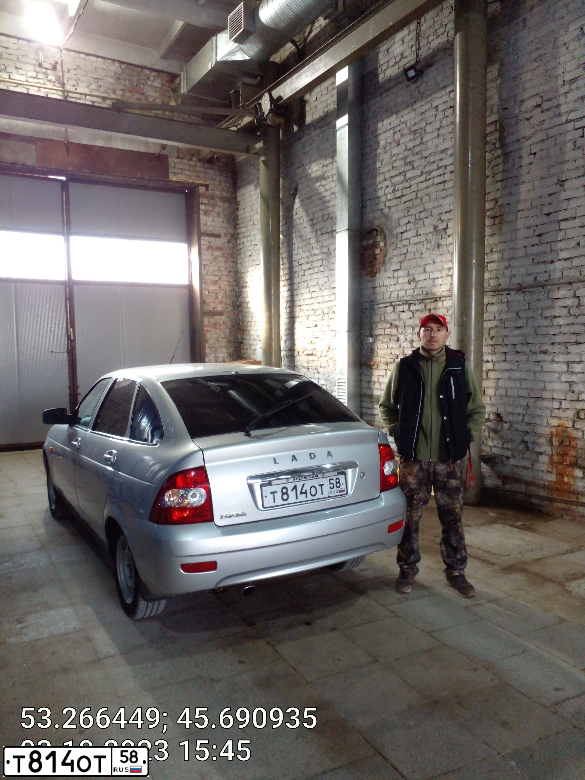 Фото автомобиля LADA PRIORA, 2011 — госномер У494НН58