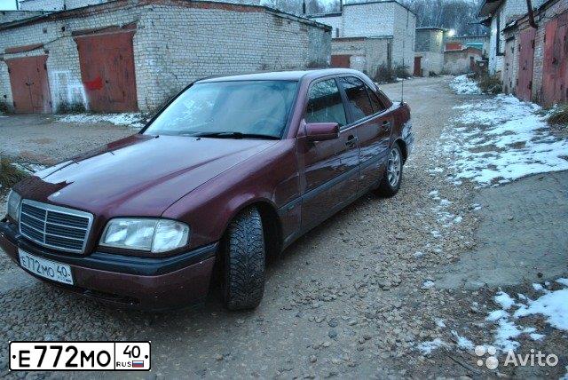 Фото автомобиля MERCEDES C-KLASSE, 1996 — госномер Е772МО40. Цвет: БОРДОВЫЙ