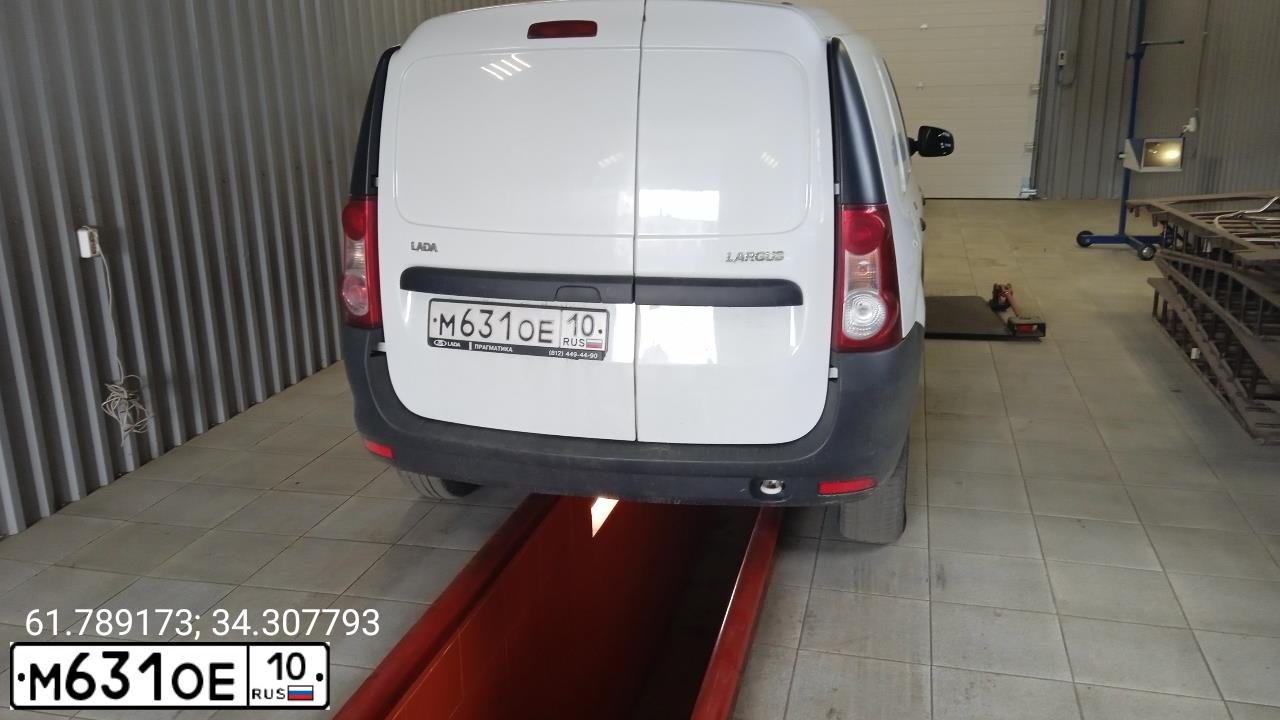 Фото автомобиля LADA LARGUS FURGON, 2017 — госномер М631ОЕ10. Цвет: БЕЛЫЙ