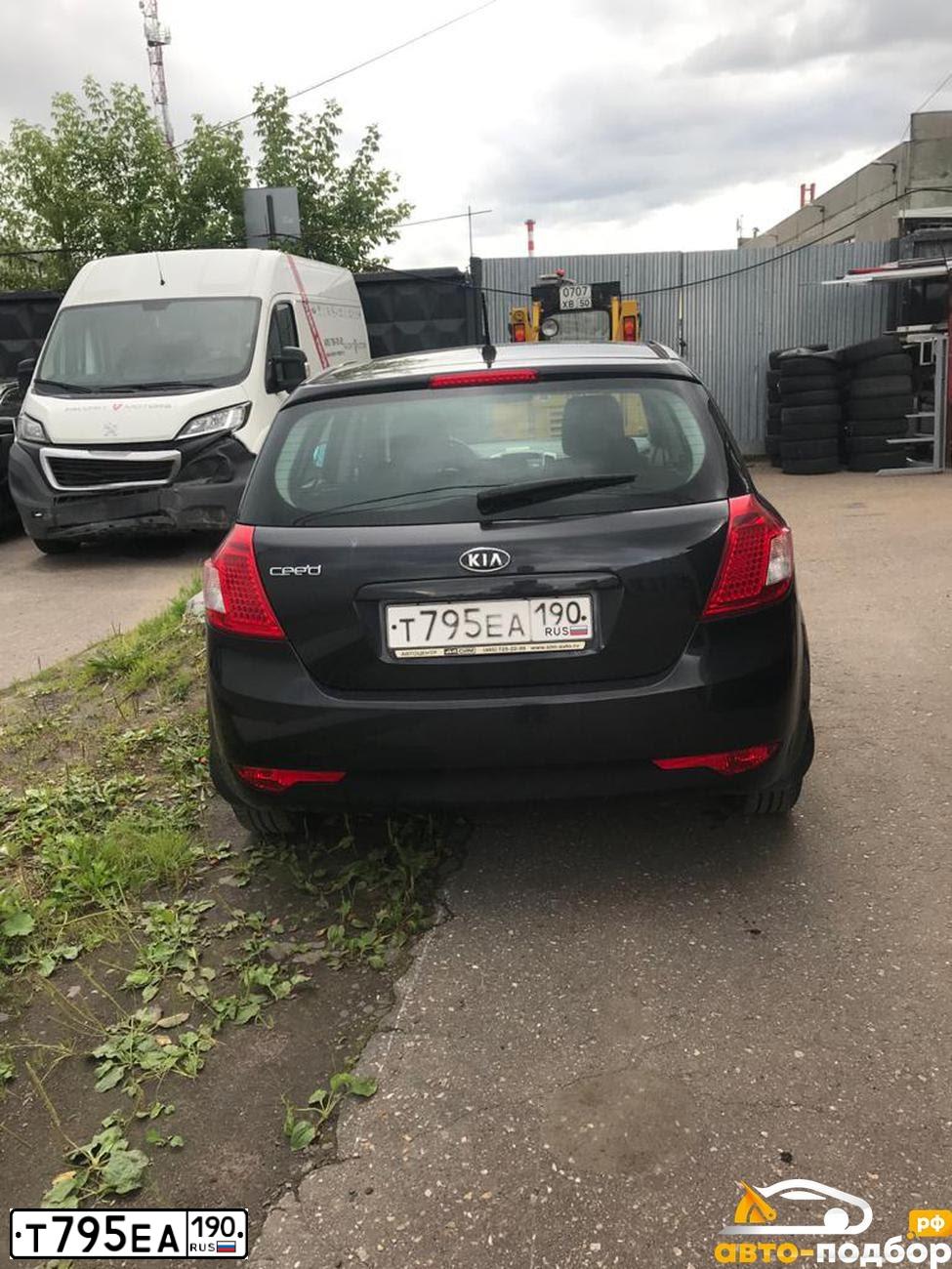 Фото автомобиля KIA CEE'D, 2010 — госномер К776АА790. Цвет: ЧЕРНЫЙ