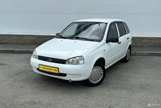 Фото автомобиля LADA 1117 KALINA, 2010 — госномер Х616УК55. Цвет: БЕЛЫЙ