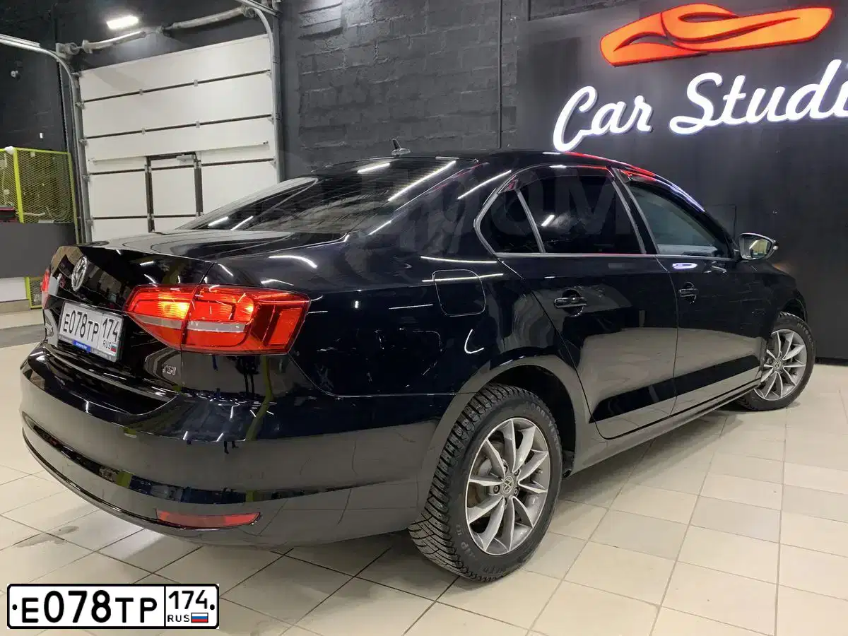 Фото автомобиля VOLKSWAGEN JETTA, 2015 — госномер О650ВМ159. Цвет: ЧЕРНЫЙ
