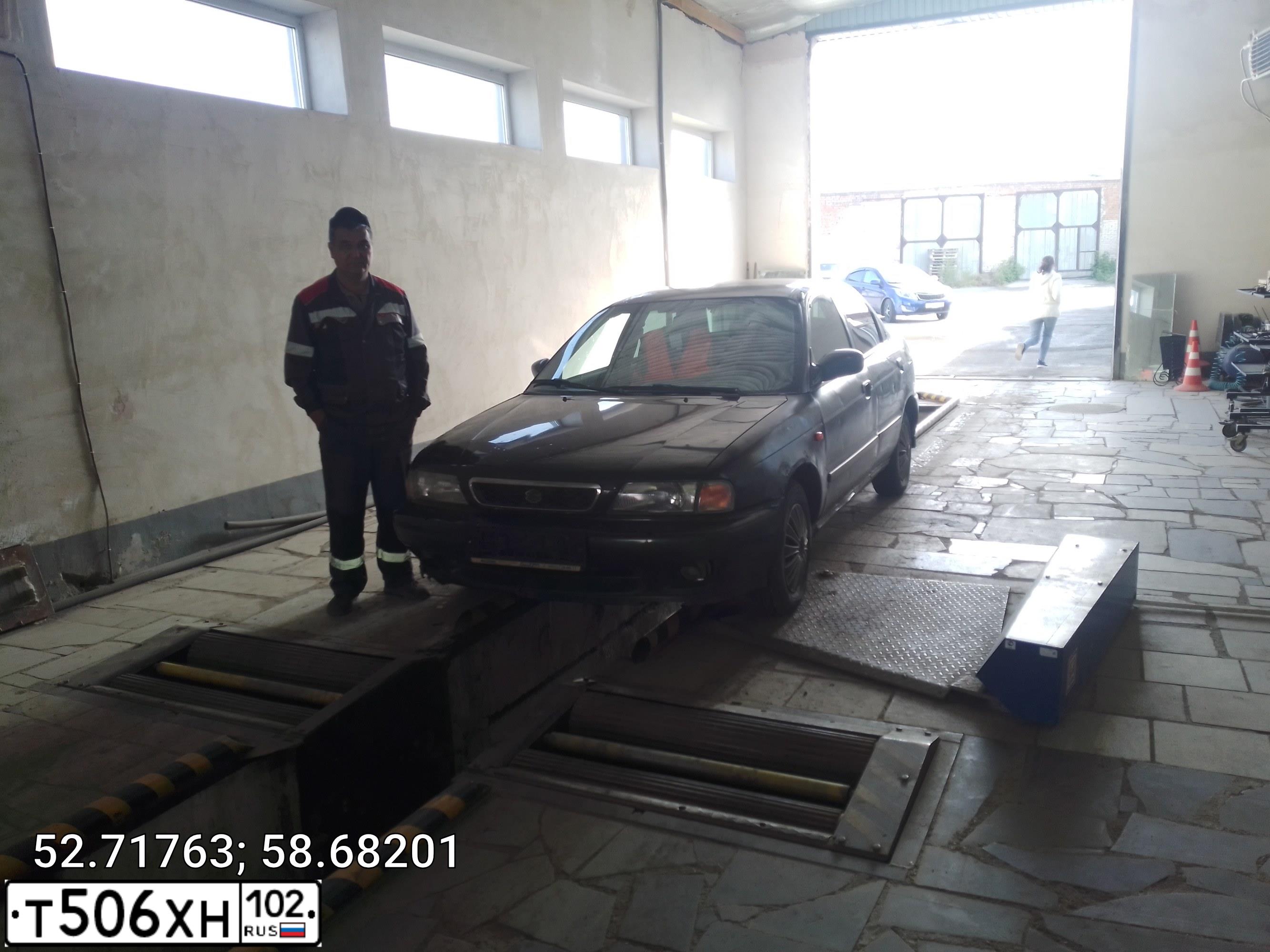 Фото автомобиля SUZUKI BALENO, 1998 — госномер Н506УК702. Цвет: ЗЕЛЕНЫЙ