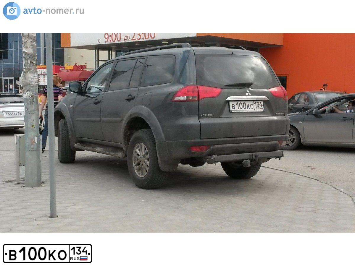 Фото автомобиля MITSUBISHI PAJERO SPORT, 2014 — госномер В100КО134. Цвет: Серый