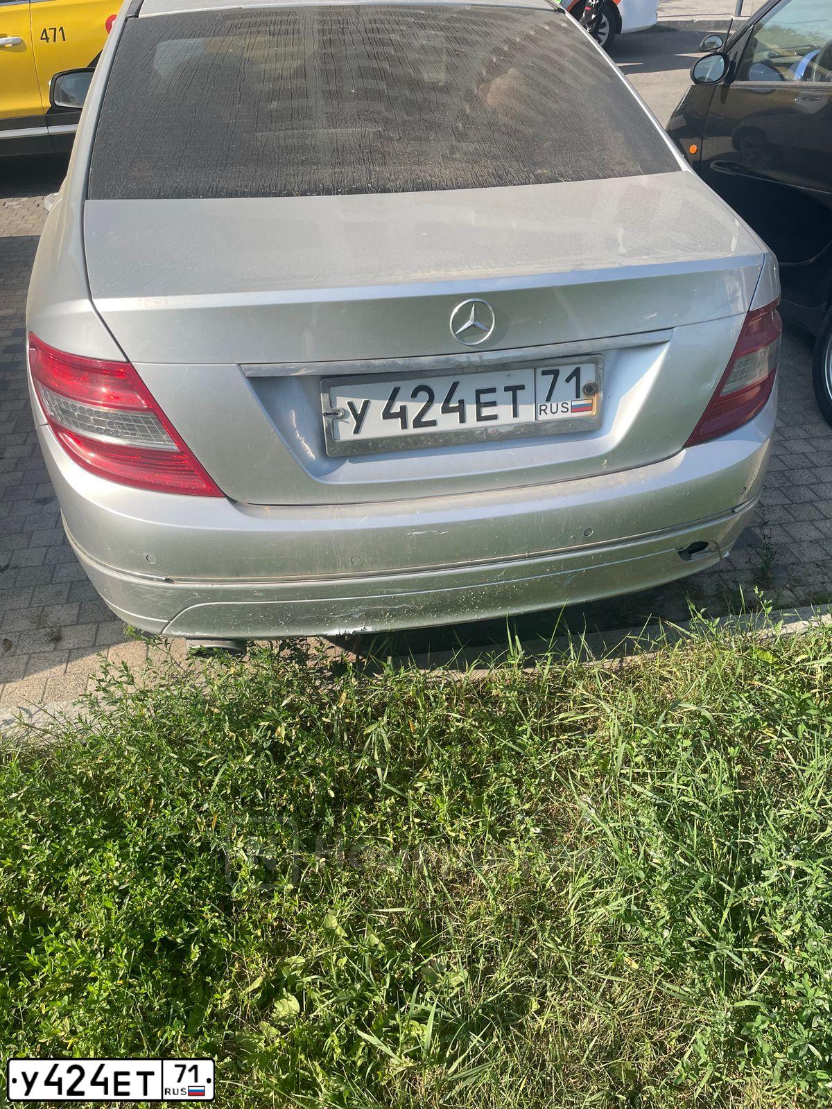 Фото автомобиля MERCEDES C-KLASSE, 2007 — госномер У424ЕТ71. Цвет: СЕРЕБРИСТЫЙ