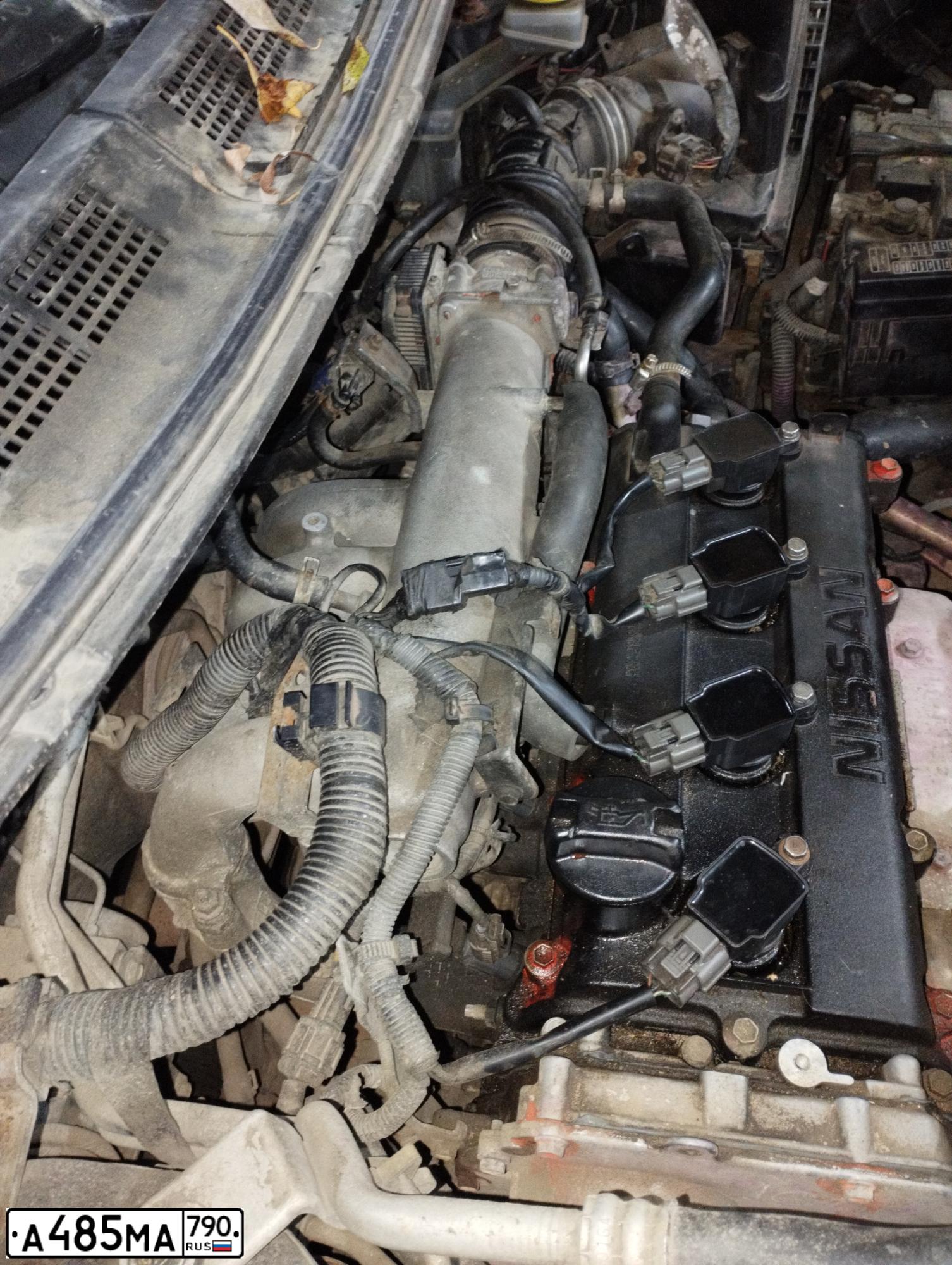 Фото автомобиля NISSAN X-TRAIL, 2001 — госномер А485МА790. Цвет: ЧЕРНЫЙ
