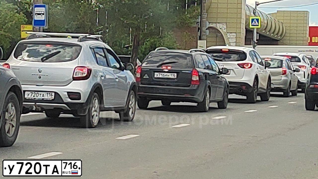 Фото автомобиля (FORD) АФ 3720Х2, 2010 — госномер У720ТА716. Цвет: Белый