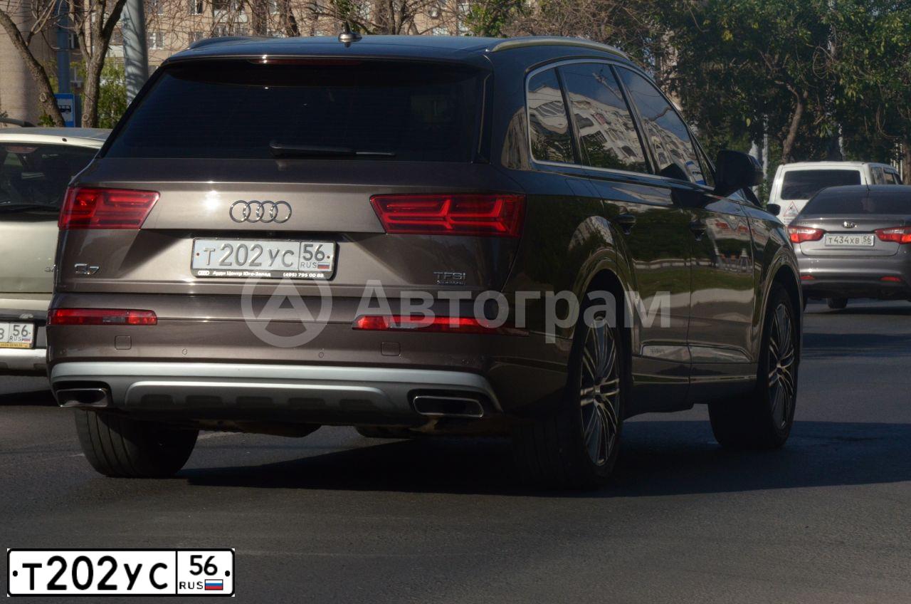 Фото автомобиля AUDI Q7, 2015 — госномер Т202УС56. Цвет: КОРИЧНЕВЫЙ