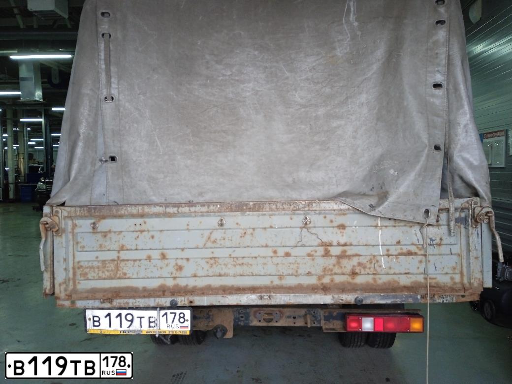Фото автомобиля GAZ 3302 EL, 2013 — госномер В119ТВ178. Цвет: Белый