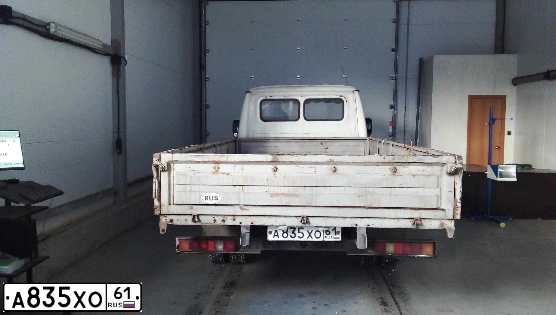 Фото автомобиля GAZ 3302 EL, 2007 — госномер А835ХО61. Цвет: Белый