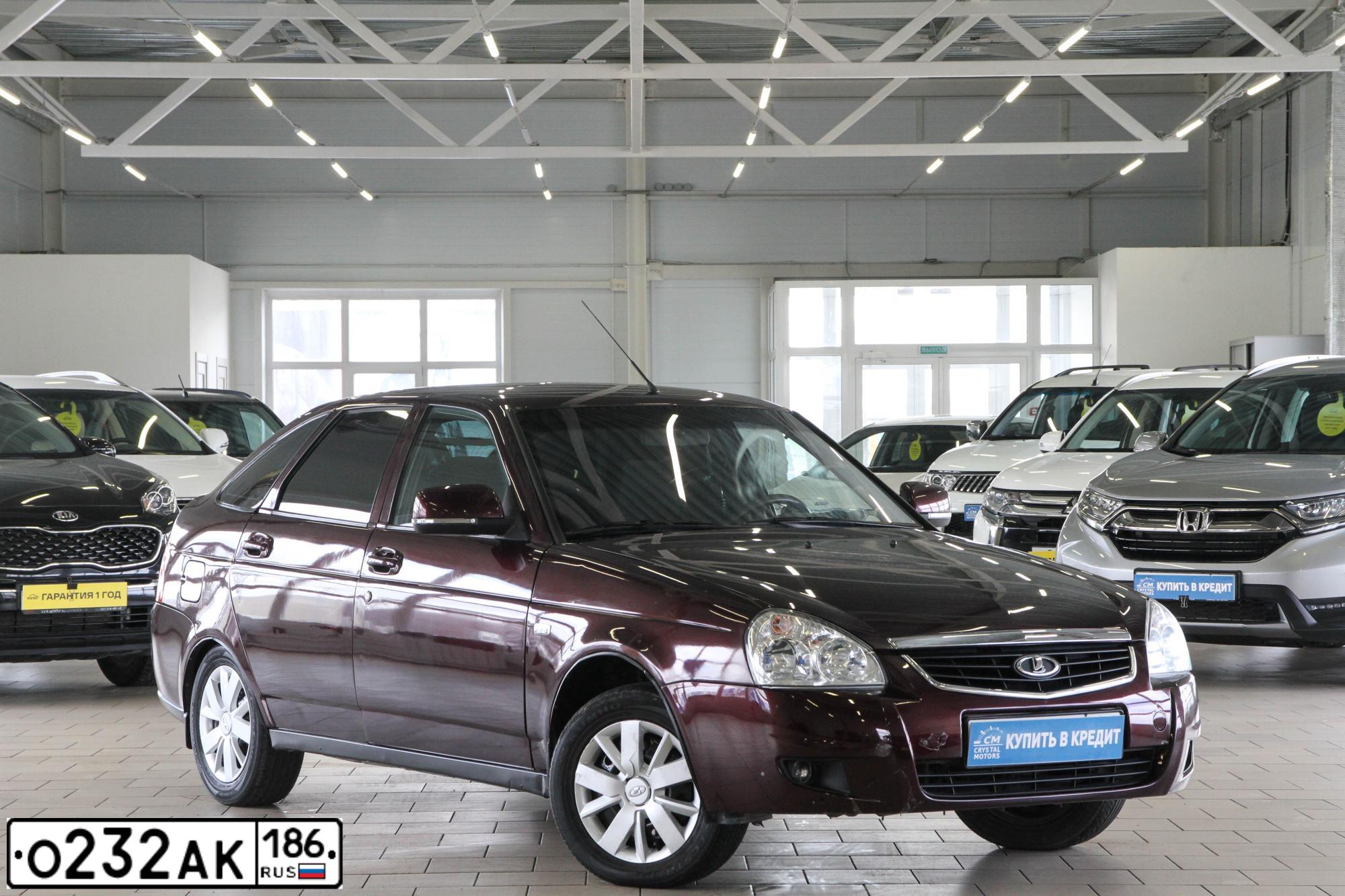 Фото автомобиля LADA 2172 PRIORA, 2012 — госномер Х240КЕ55. Цвет: ТЕМНО-ВИШНЕВЫЙ