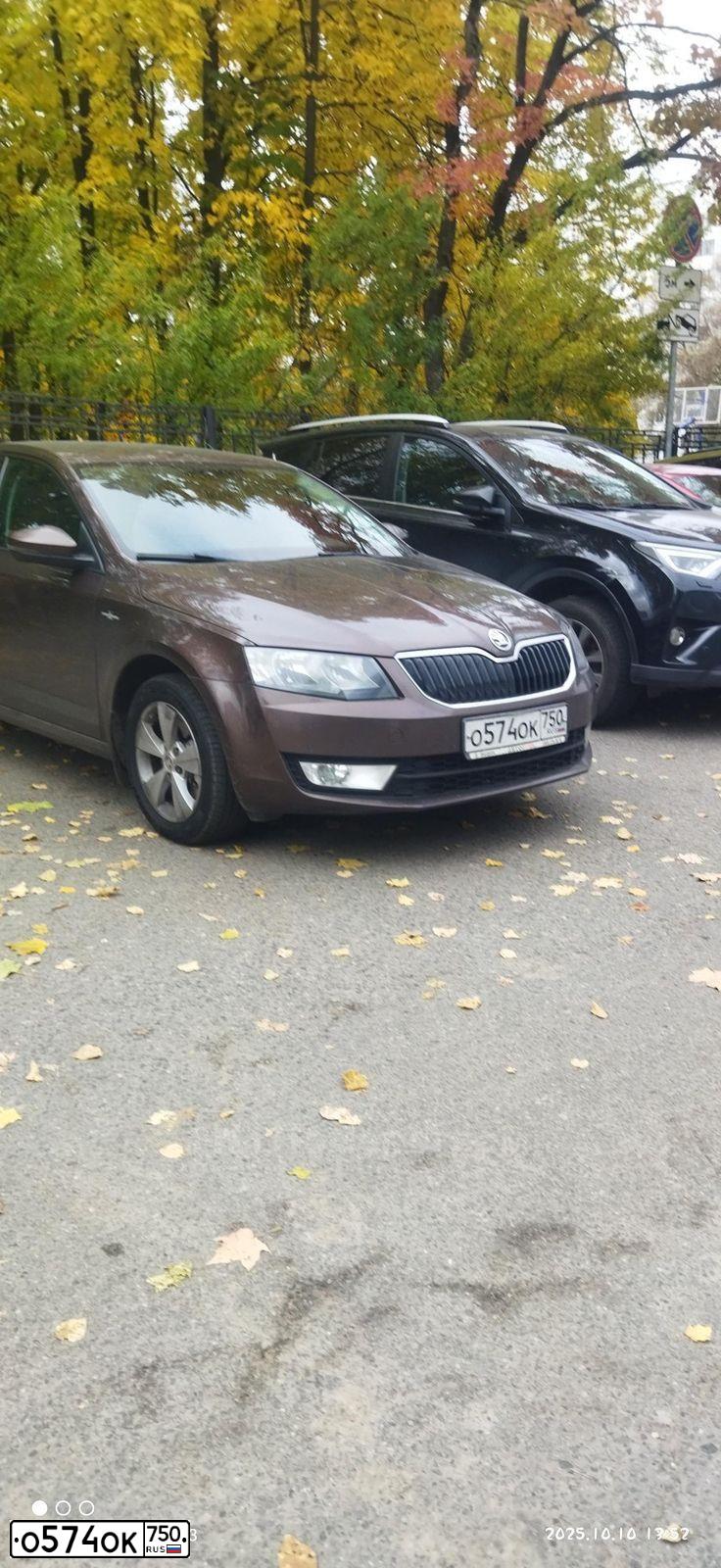 Фото автомобиля KIA SPORTAGE, 2013 — госномер Х246СК193. Цвет: Серебристый