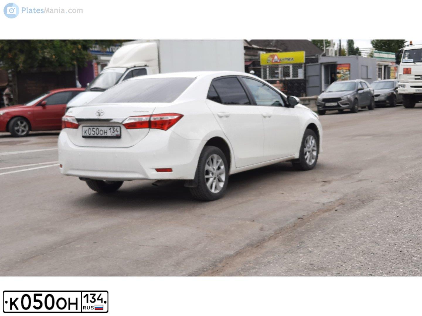 Фото автомобиля TOYOTA COROLLA, 2014 — госномер К050ОН134. Цвет: Белый