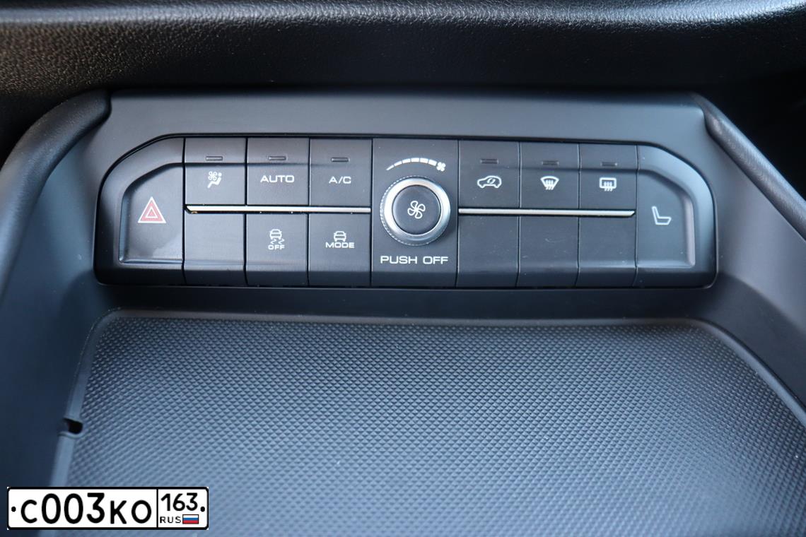 Фото автомобиля HAVAL F7, 2021 — госномер С003КО163. Цвет: Белый