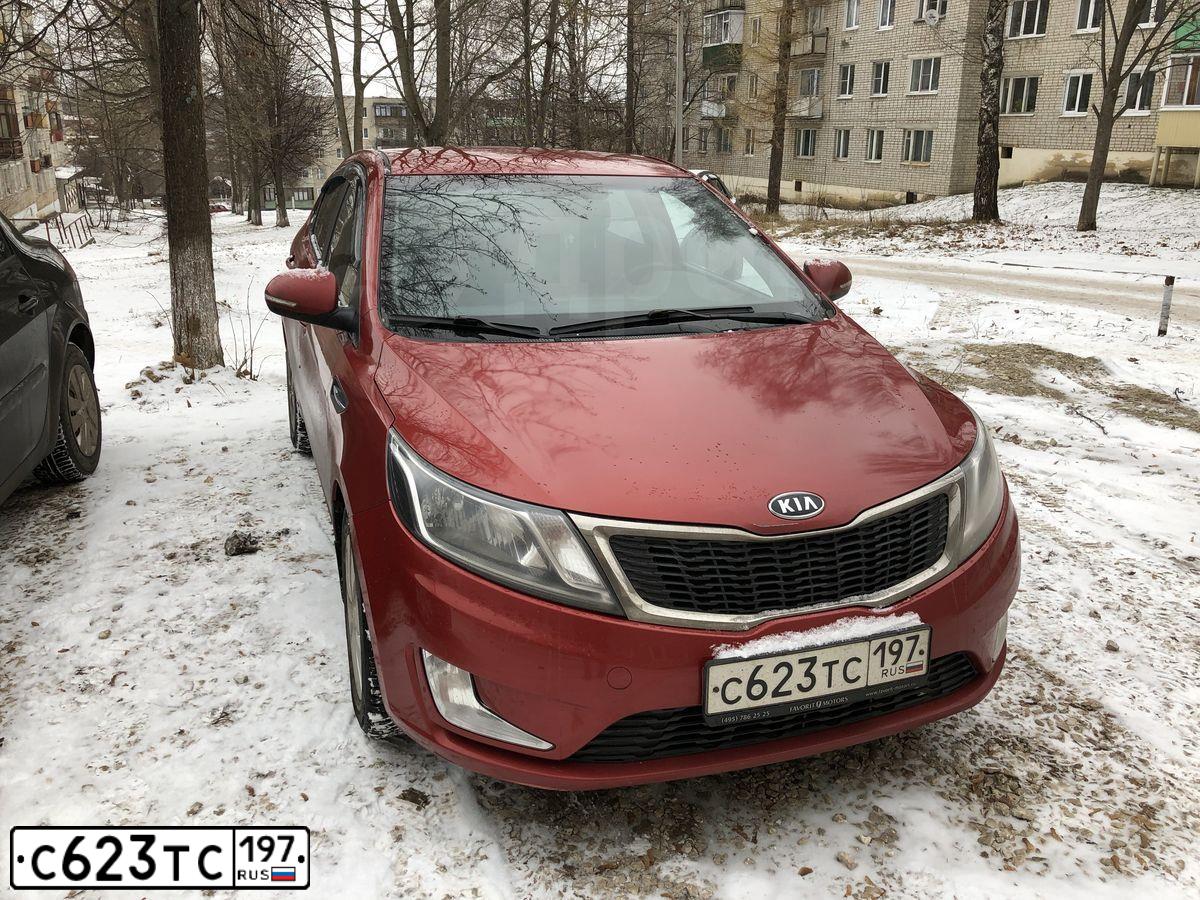 Фото автомобиля KIA RIO, 2012 — госномер С623ТС197. Цвет: Красный