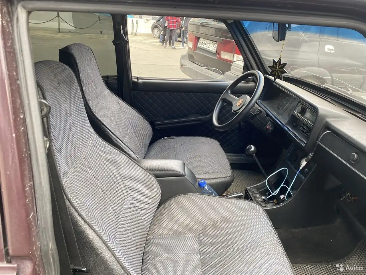 Фото автомобиля SSANGYONG MUSSO, 2003 — госномер В684ЕЕ797. Цвет: ЧЕРНЫЙ