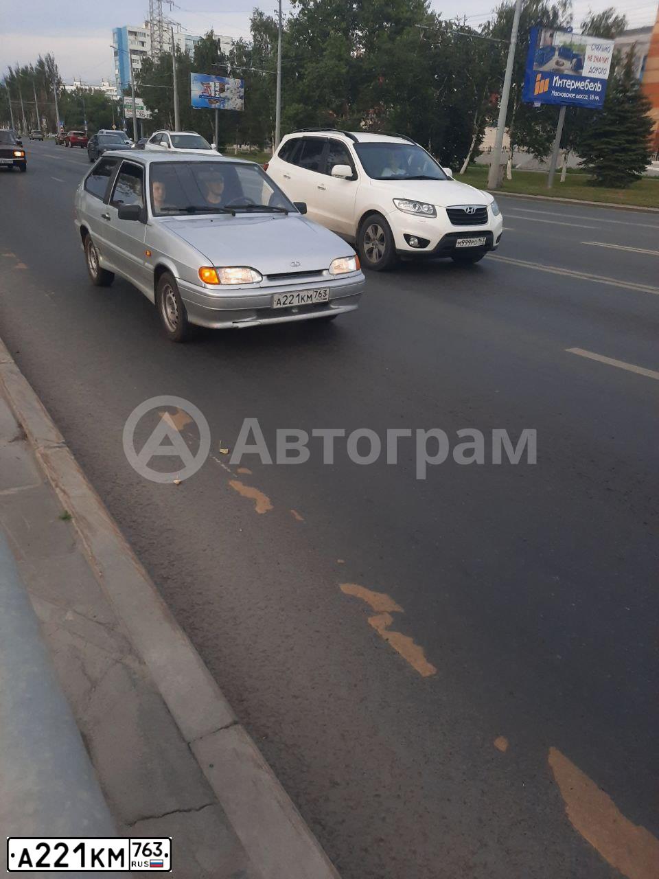 Фото автомобиля LADA 2113 SAMARA, 2011 — госномер А221КМ763. Цвет: СВЕТЛО-СЕРЕБРИСТЫЙ  МЕТАЛЛИК