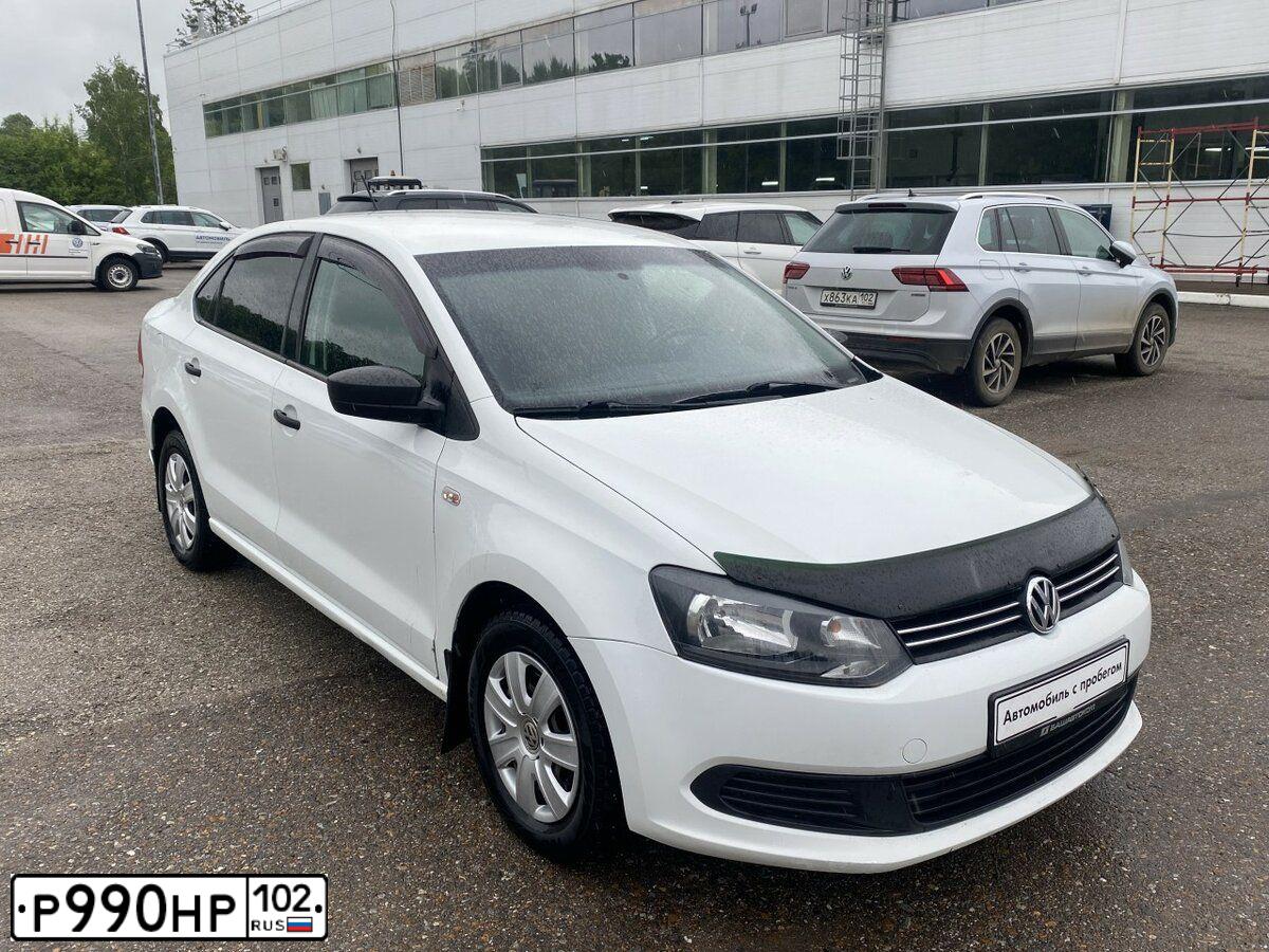 Фото автомобиля VOLKSWAGEN POLO, 2013 — госномер К862ВН702. Цвет: Белый