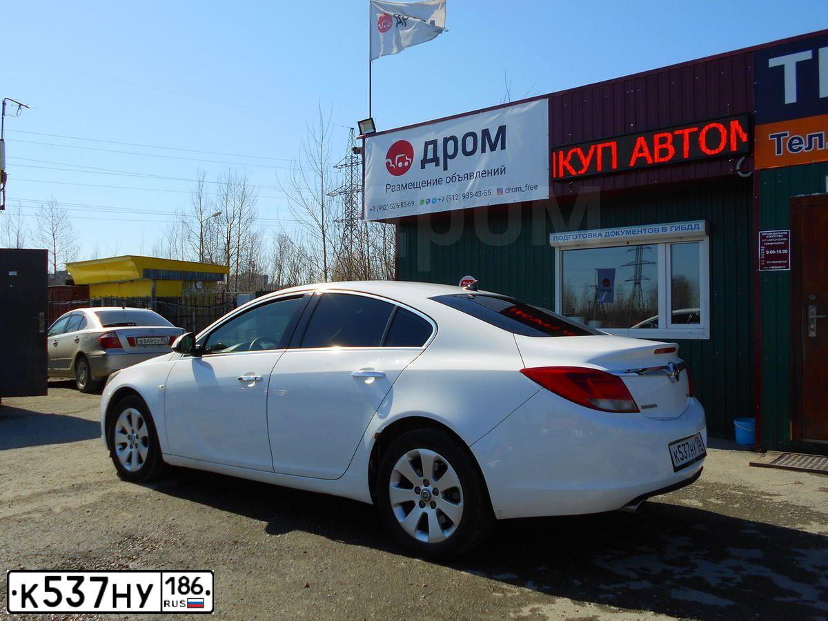 Фото автомобиля OPEL INSIGNIA, 2011 — госномер К537НУ186. Цвет: Белый