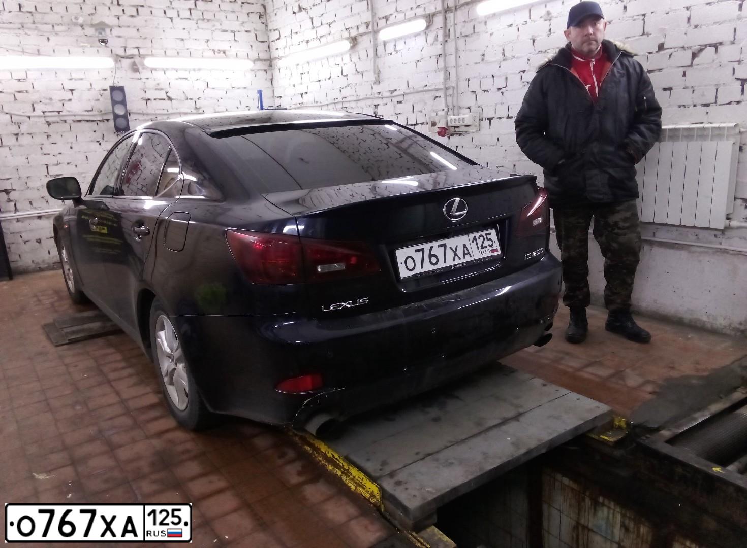 Фото автомобиля LEXUS IS, 2008 — госномер К512ОН178. Цвет: Темно-синий