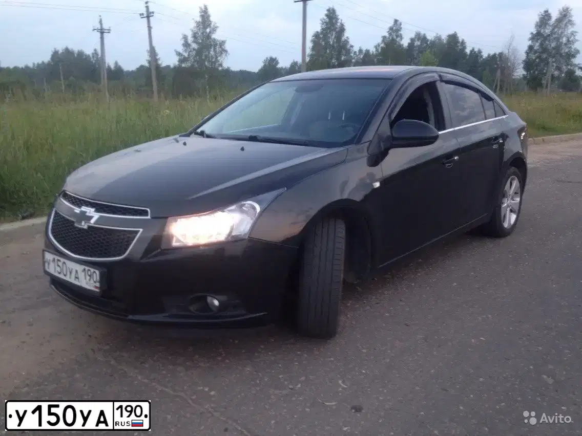 Фото автомобиля CHEVROLET CRUZE, 2012 — госномер Р213КА32. Цвет: ЧЕРНЫЙ