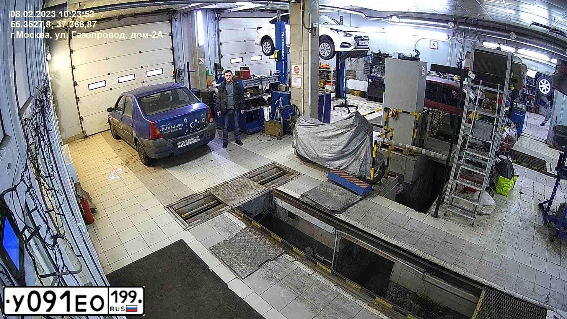 Фото автомобиля RENAULT LOGAN, 2008 — госномер В940МТ136. Цвет: СИНИЙ