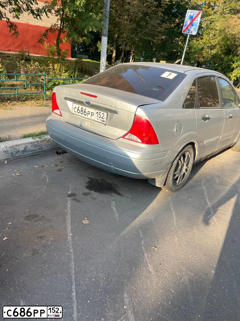 Фото автомобиля FORD D FOCUS, 2000 — госномер С686РР152. Цвет: СЕРЕБРИСТЫЙ