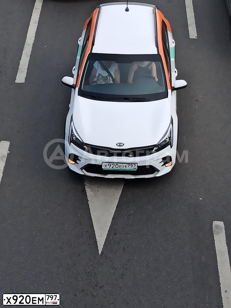 Фото автомобиля KIA RIO, 2021 — госномер Х920ЕМ797