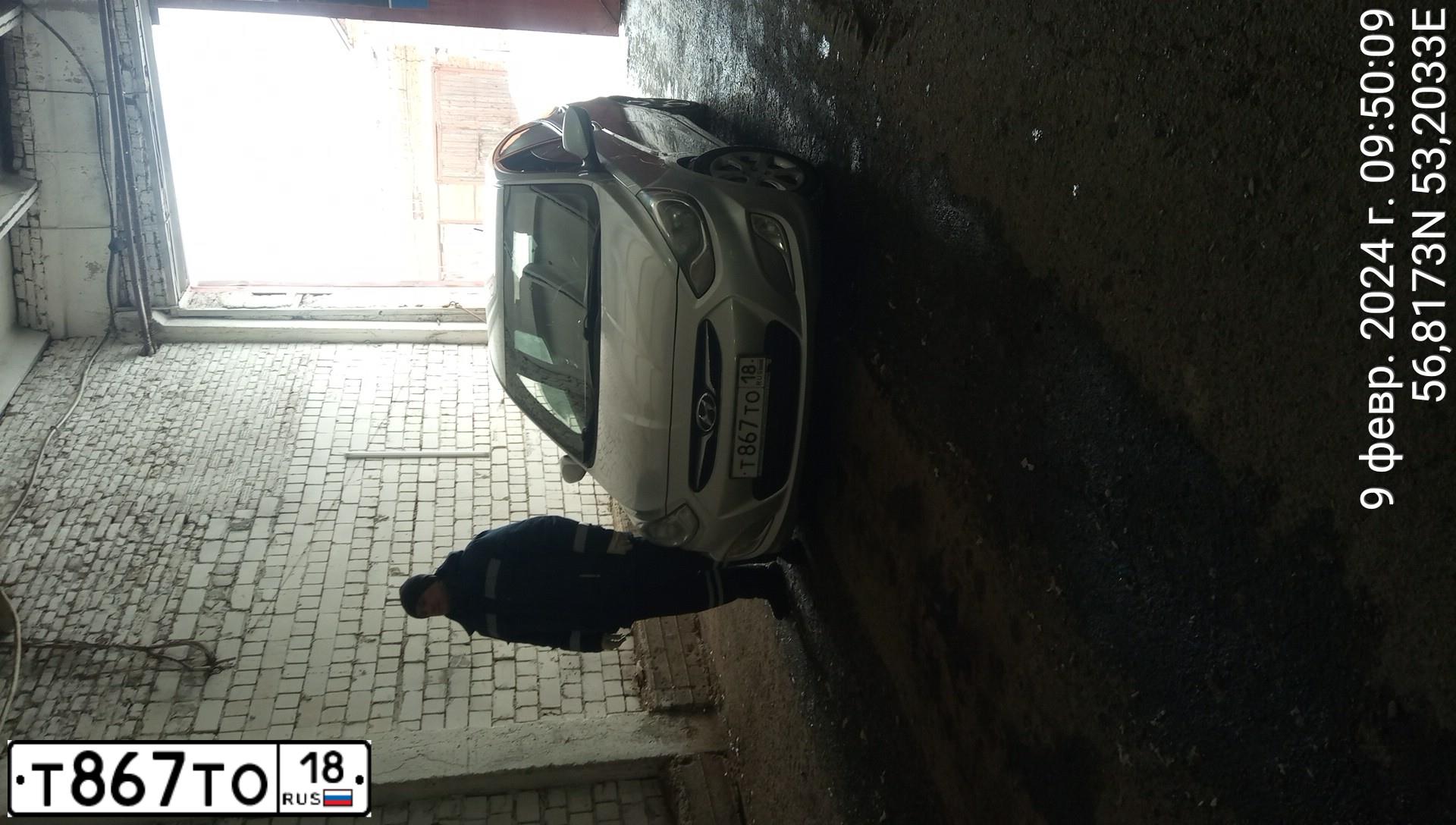 Фото автомобиля HYUNDAI SOLARIS, 2012 — госномер Т867ТО18. Цвет: СЕРЕБРИСТЫЙ