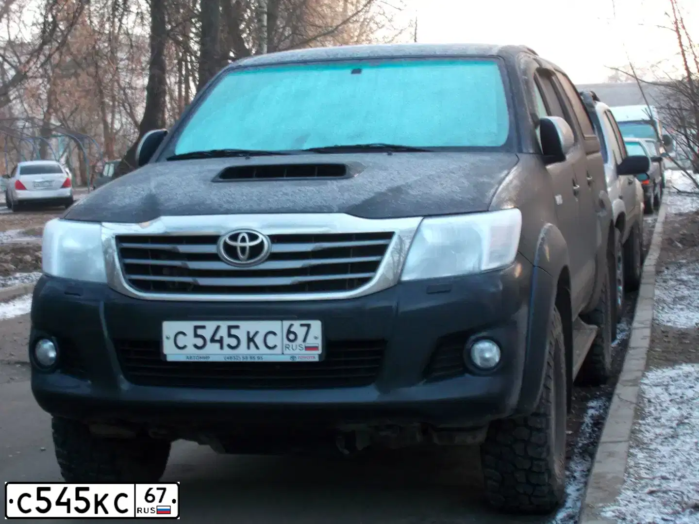 Фото автомобиля UAZ Z 3163 PATRIOT, 2006 — госномер Е002АР67. Цвет: ЧЕРНЫЙ