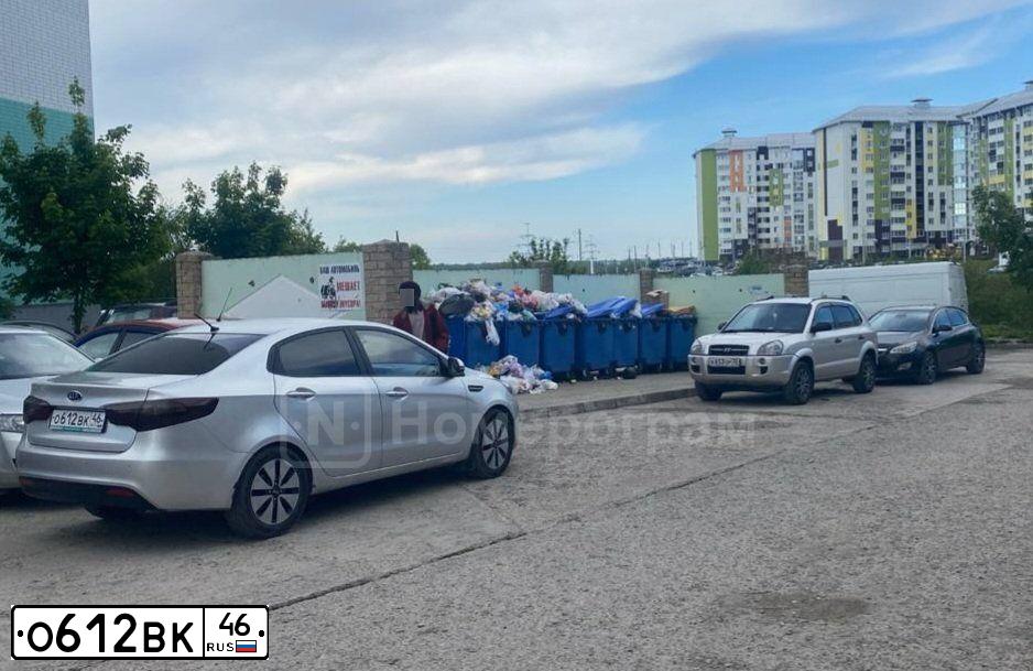 Фото автомобиля KIA RIO, 2012 — госномер О612ВК46. Цвет: Серебристый