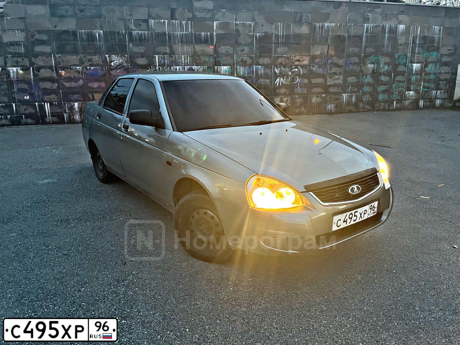 Фото автомобиля LADA 2170 PRIORA, 2008 — госномер С495ХР96. Цвет: СЕРО-ЗЕЛЕНЫЙ