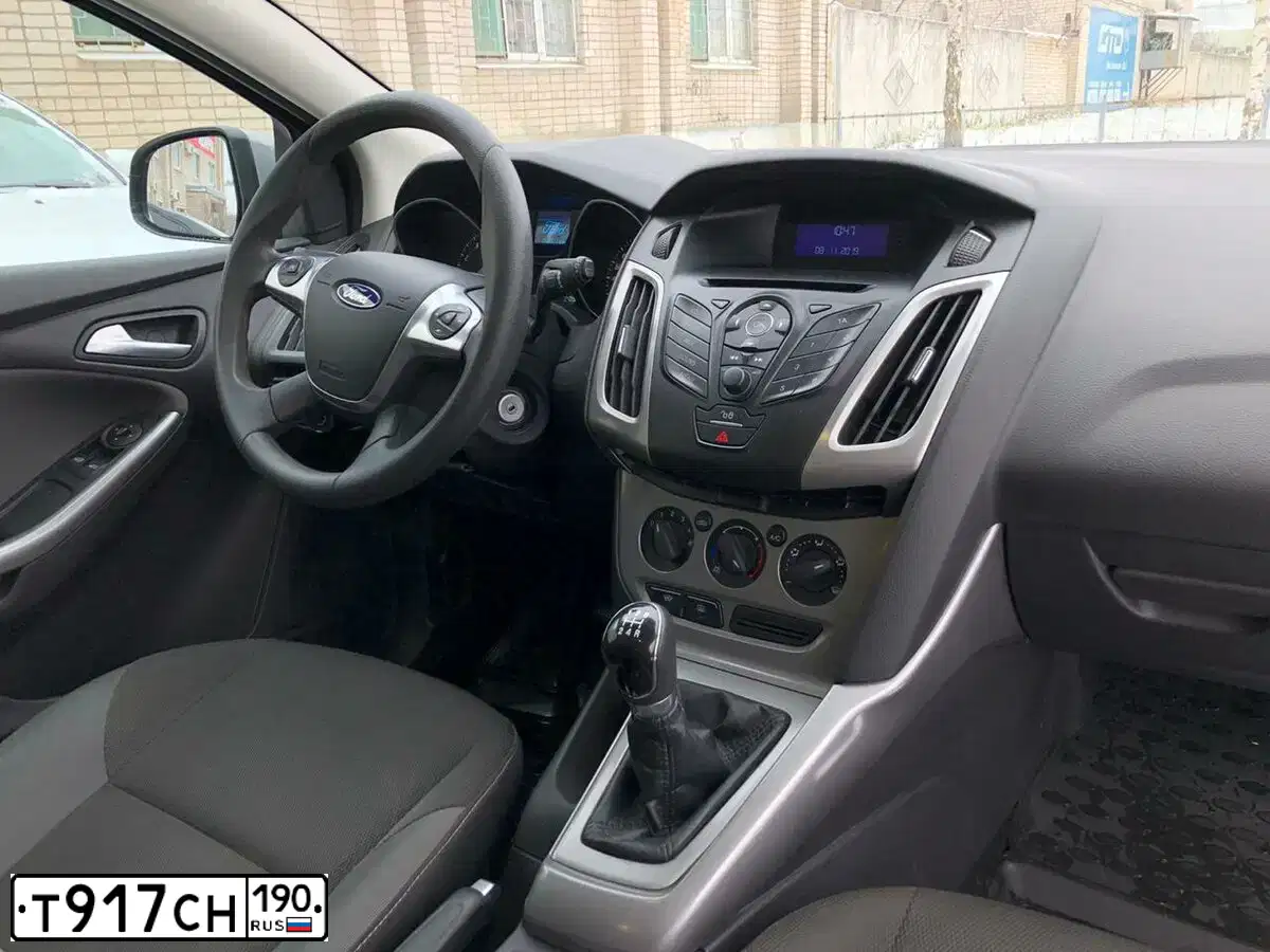 Фото автомобиля FORD FOCUS, 2011 — госномер К691ХЕ35. Цвет: Серо-голубой