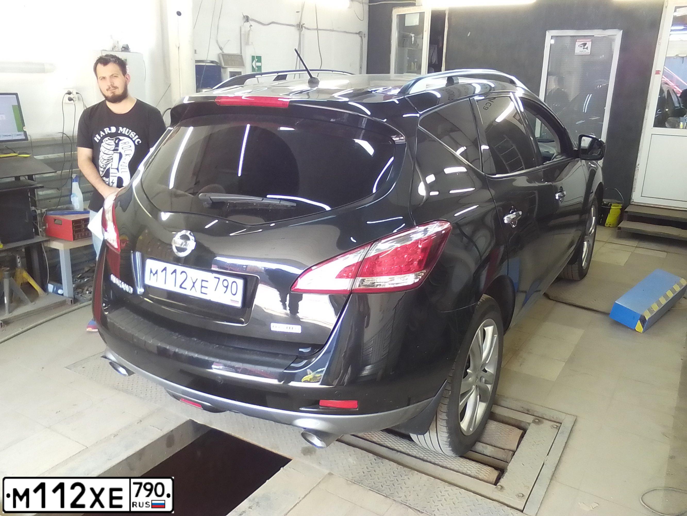Фото автомобиля NISSAN MURANO, 2013 — госномер М112ХЕ790. Цвет: ЧЕРНЫЙ