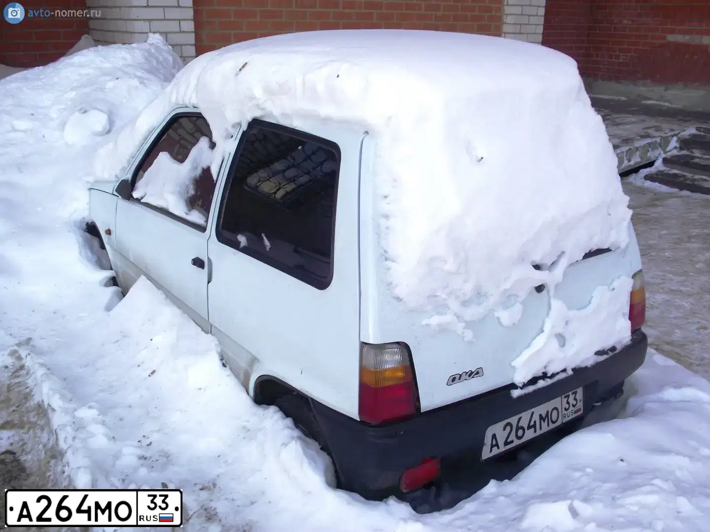 Фото автомобиля SEAZ OKA, 2006 — госномер А264МО33. Цвет: Белый