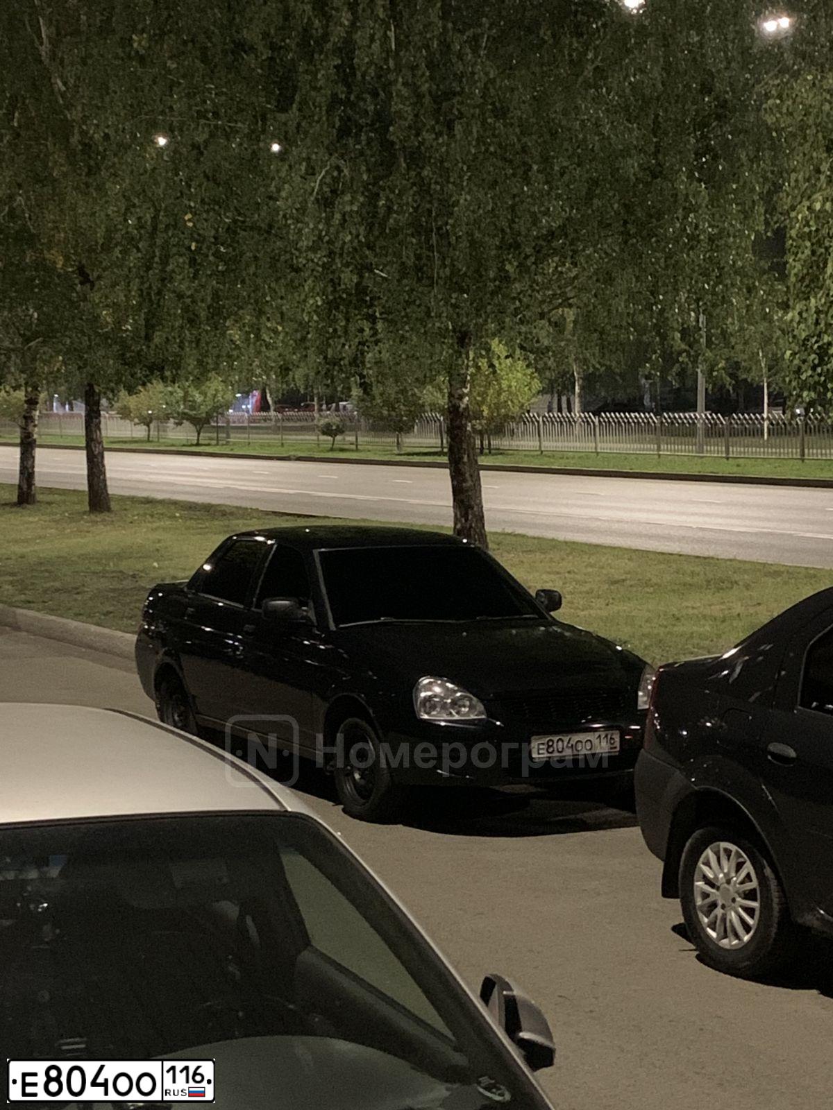 Фото автомобиля LADA 217030 LADA PRIORA, 2008 — госномер У986АЕ716. Цвет: ГРАФИТОВЫЙ МЕТАЛЛИК