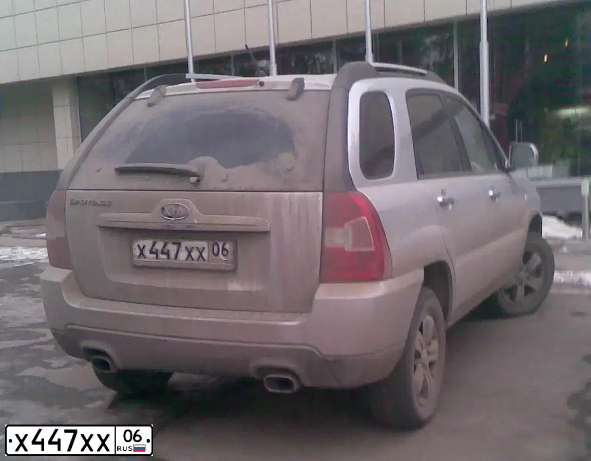 Фото автомобиля KIA SPORTAGE, 2010 — госномер А474КХ761. Цвет: ПЕРЛАМ-СЕРЕБРИСТЫЙ