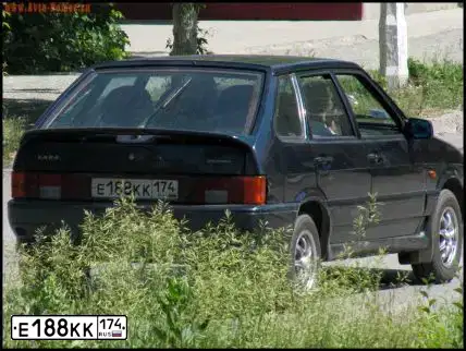 Фото автомобиля LADA 2114 SAMARA, 2007 — госномер Е188КК174. Цвет: Темно-зеленый