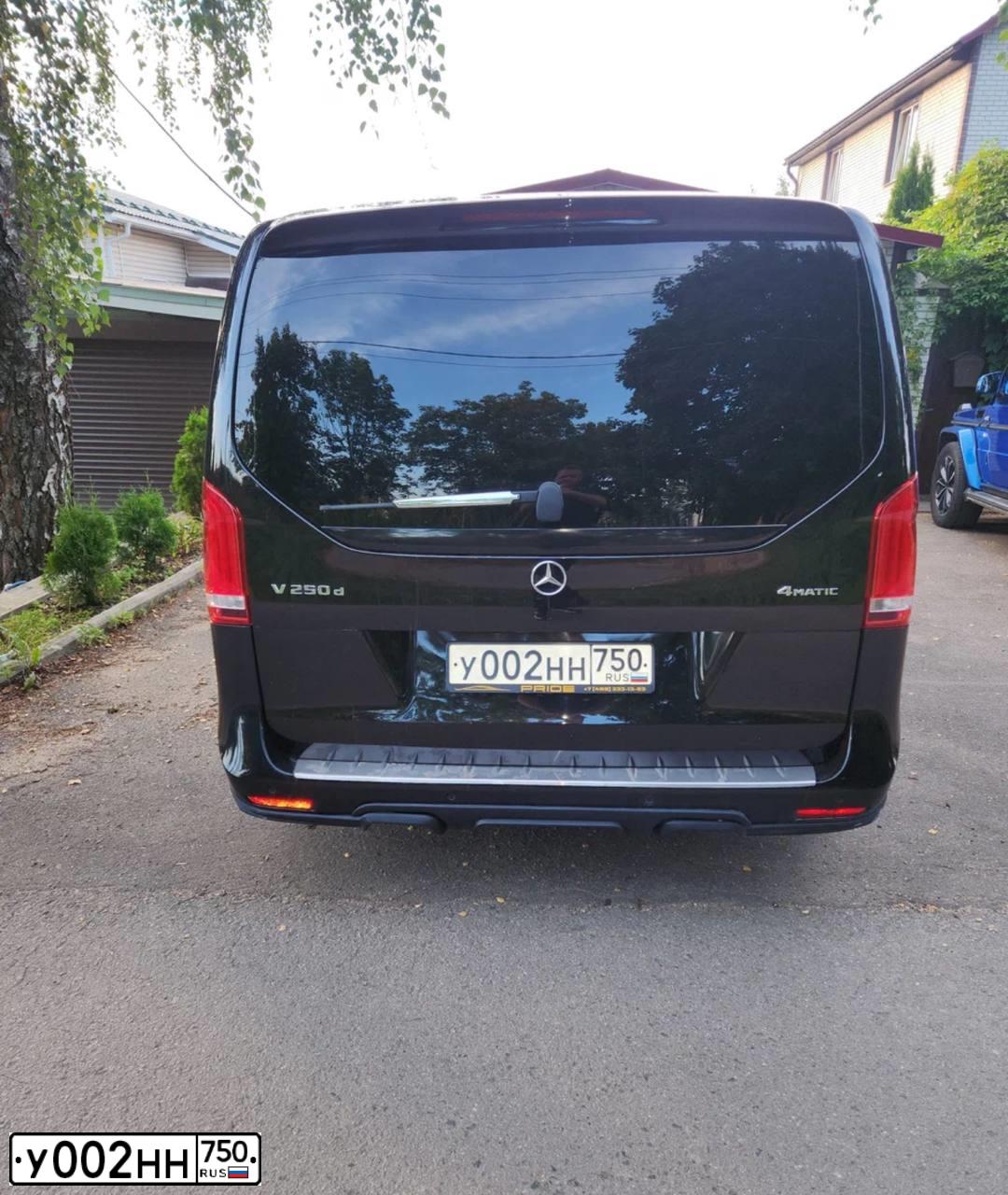 Фото автомобиля INFINITI QX56, 2010 — госномер К496МР142. Цвет: Белый